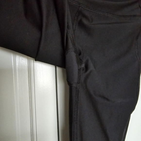 Under armor capri compression leggings - Picture 5 of 8